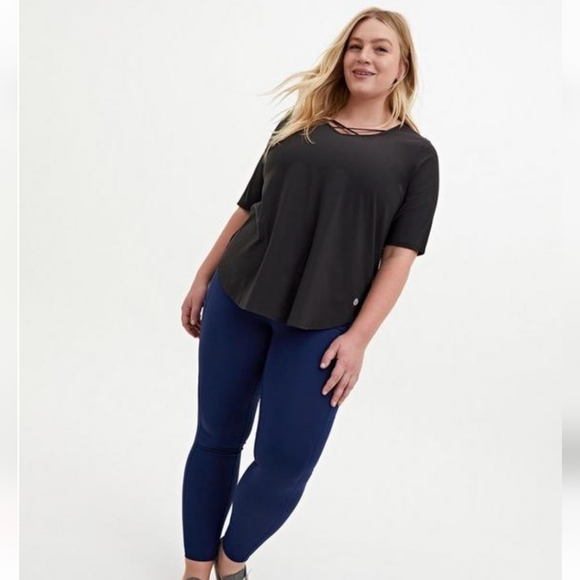 Torrid Tech Jersey Strappy Short Sleeve Active Tee, gray black 3x - Picture 4 of 9